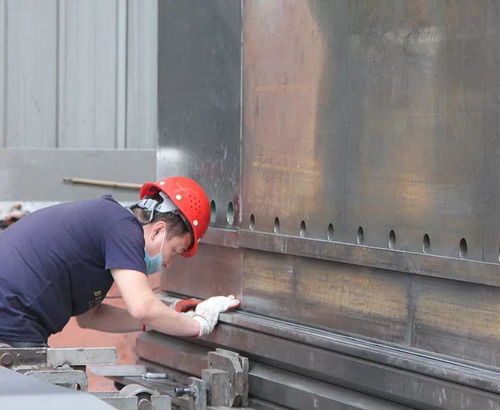 行进中的伟业 天沟产品加工板块如火如荼，铝塑复合板加工领航行业新篇章